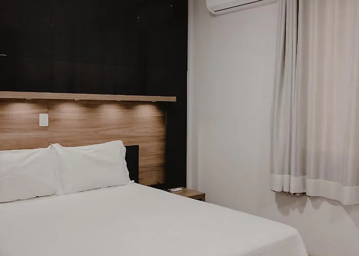 Petri Plaza Hotel
